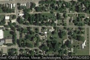 321 4th St S, Franklin, MN 55333