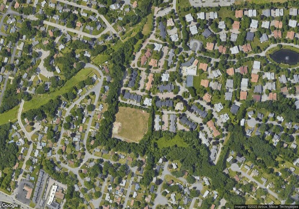 872 Halifax Dr, Warwick, RI 02886 - photo 1