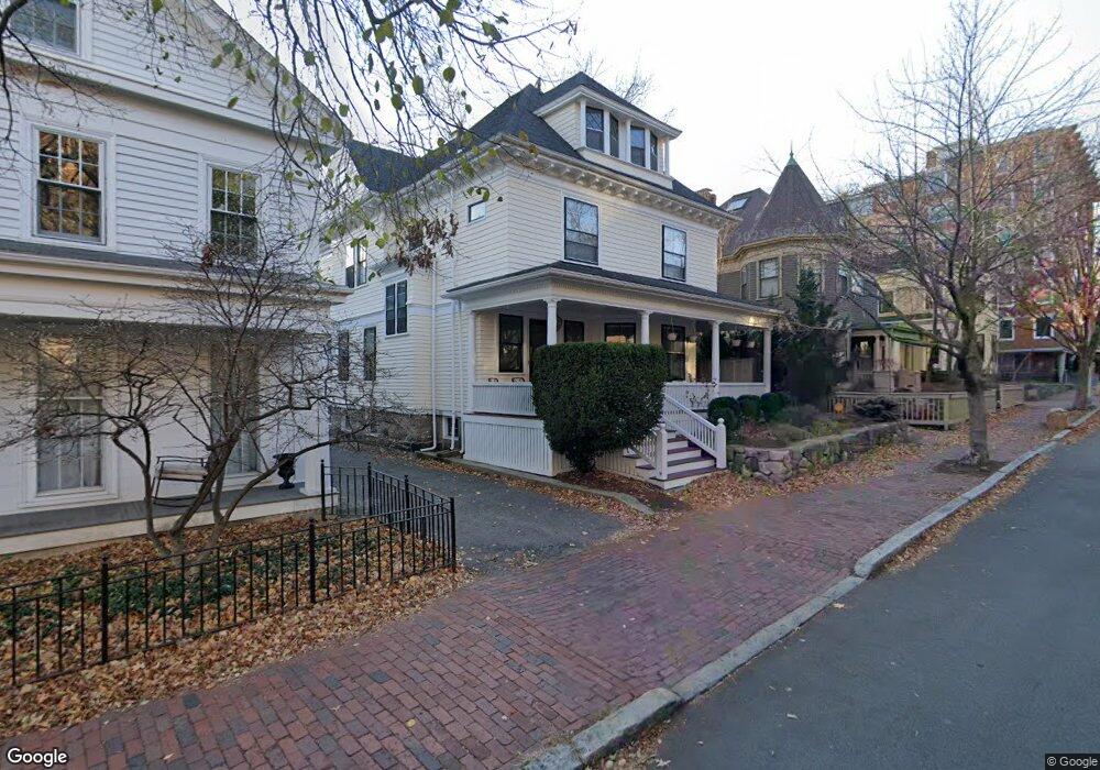 324 Harvard St unit 2B, Cambridge, MA 02139 - photo 1