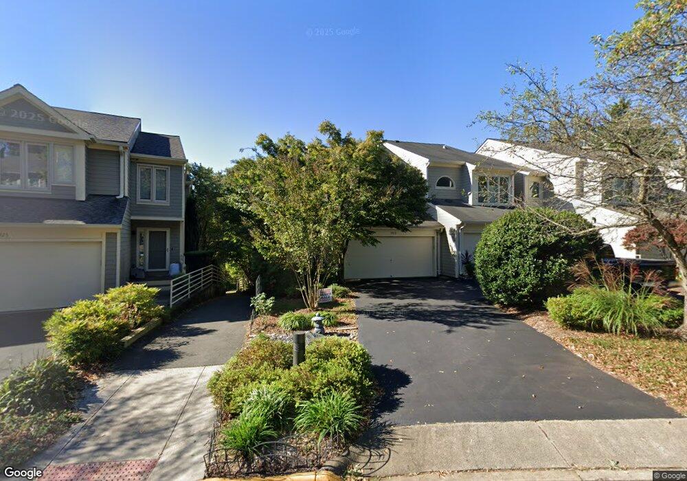 1923 Lakeport Way, Reston, VA 20191 - photo 1