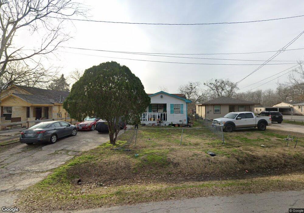 510 Elm St, Rosenberg, TX 77471 - photo 1