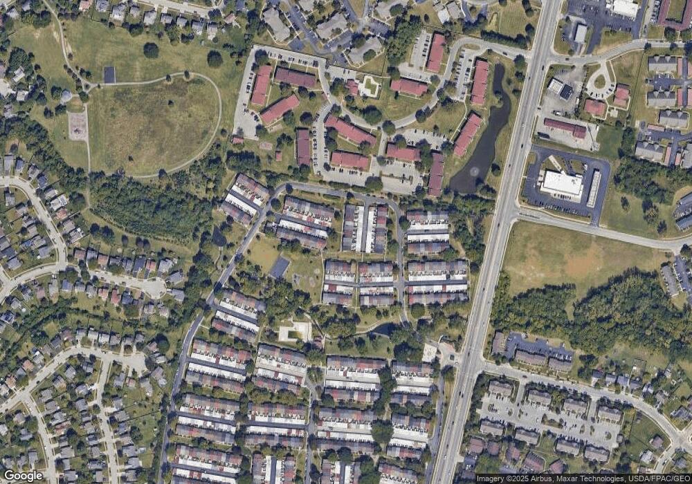 465 Clairbrook Ave unit 3, Columbus, OH 43228 - photo 1