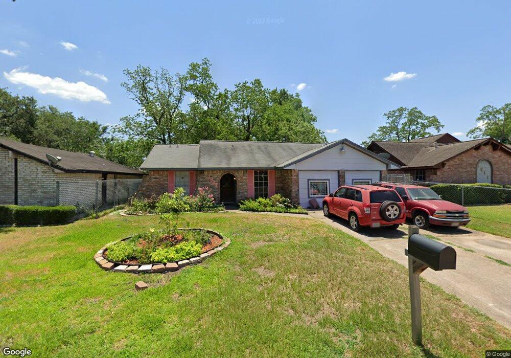 1907 Barnsley Ln, Houston, TX 77088 - photo 1