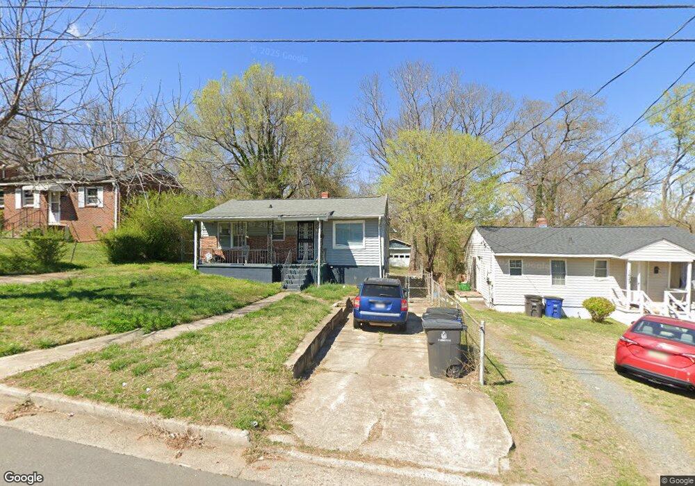 1625 NE 23rd St, Winston Salem, NC 27105 - photo 1