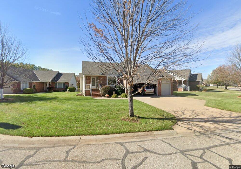 621 N Cedar Downs Cir, Wichita, KS 67235 - photo 1