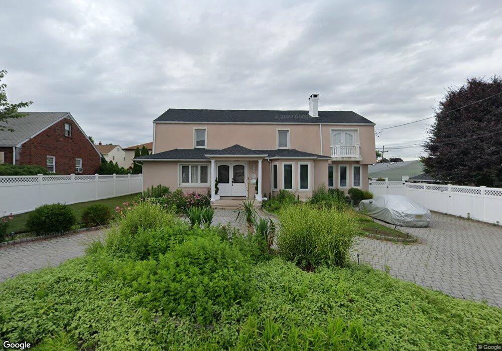 4 Jasmine Dr, Wallington, NJ 07057 - photo 1