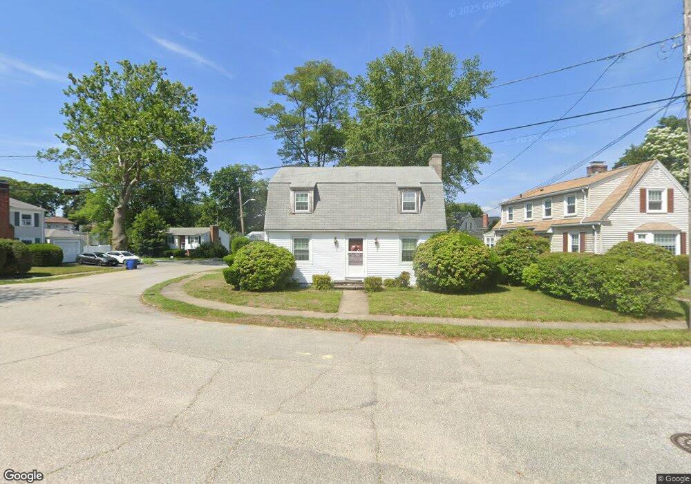 36 Roger Williams Cir, Cranston, RI 02905 - photo 1