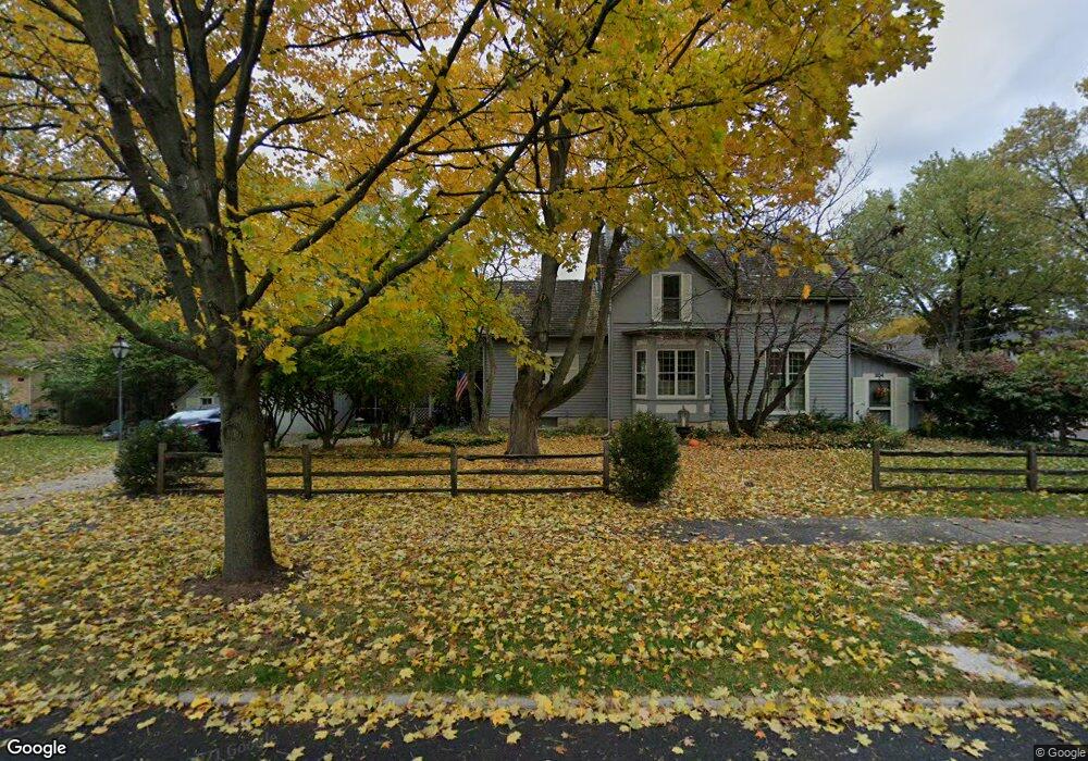 304 N Lincoln St, Batavia, IL 60510 - photo 1