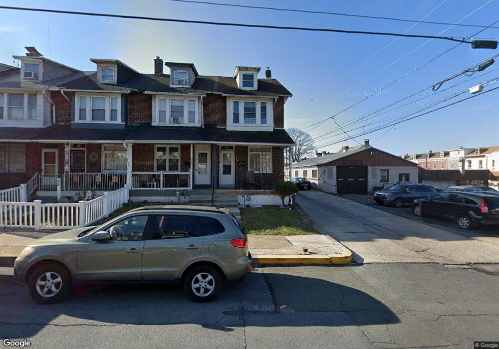 914 Union St, Reading, PA 19604 - photo 1