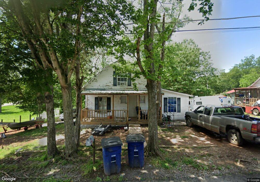 802 Landers St, Shelbyville, TN 37160 - photo 1