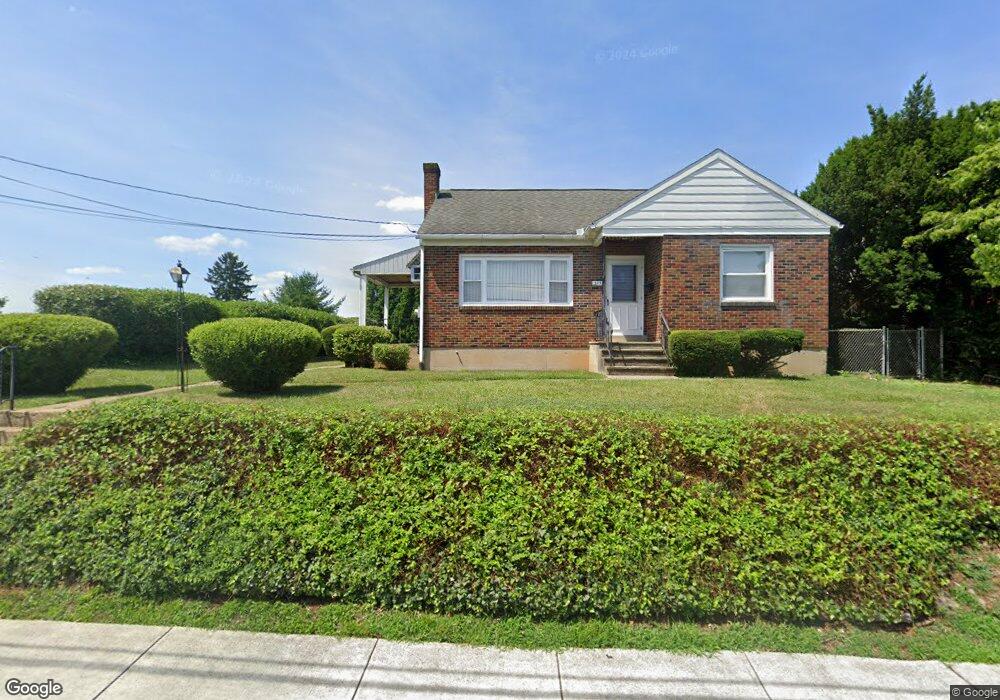 321 W Montgomery St unit 327, Allentown, PA 18103 - photo 1