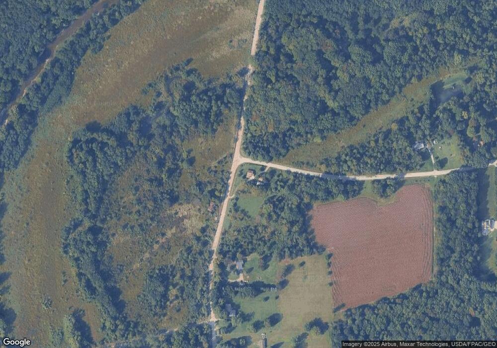 402 Daniels Ave, Conneaut, OH 44030 - photo 1