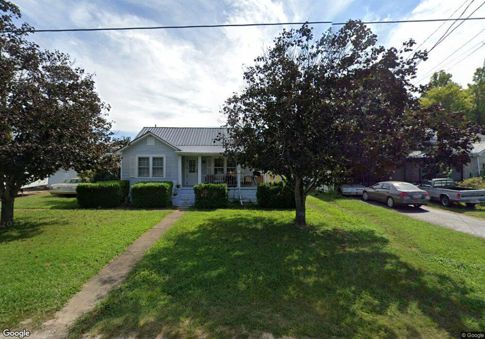 126 Elm Ln, Linden, TN 37096 - photo 1