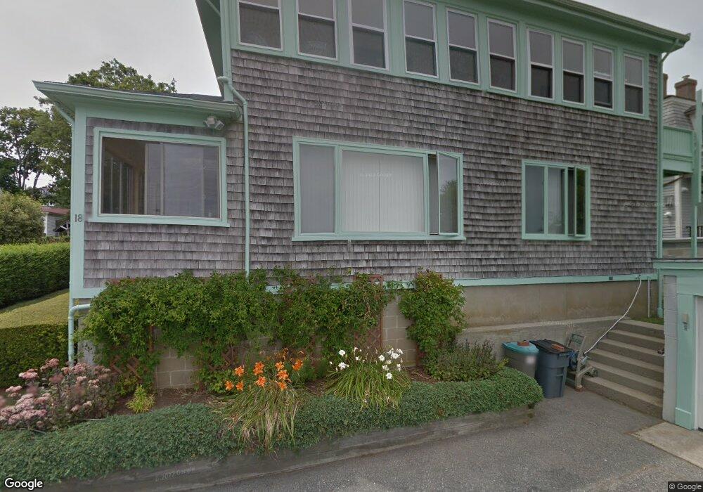 18 Seaview Ave unit 1, Newport, RI 02840 - photo 1