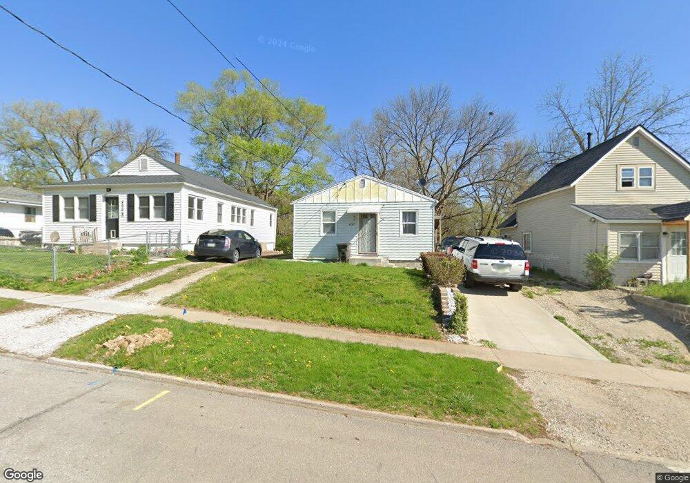 2227 Bennett Ave, Des Moines, IA 50310 - photo 1
