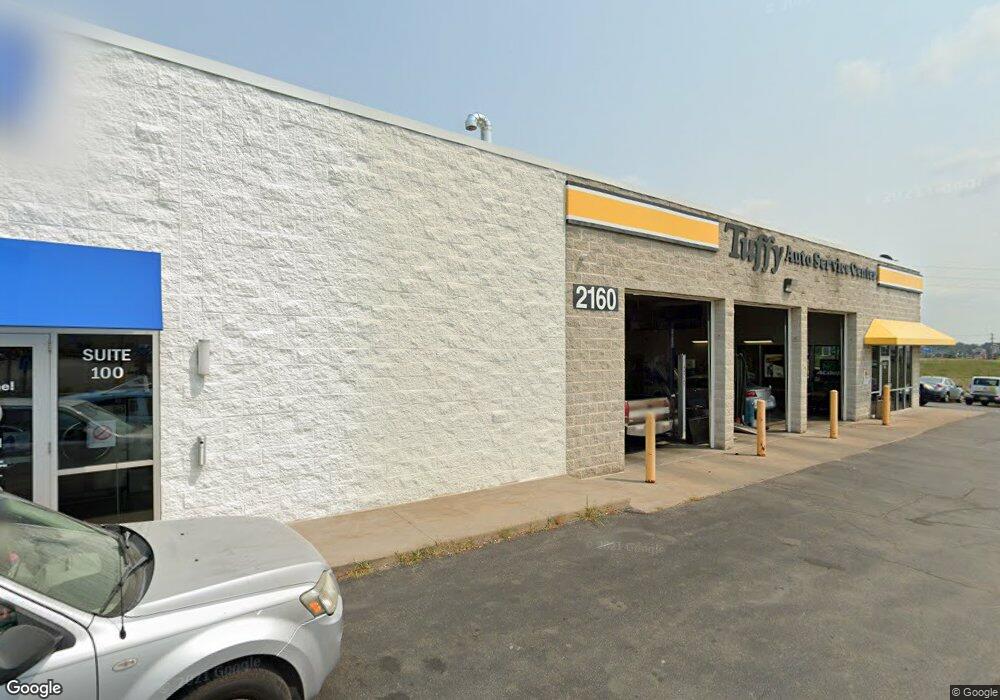 2160 Edgewood Rd SW, Cedar Rapids, IA 52404 - photo 1