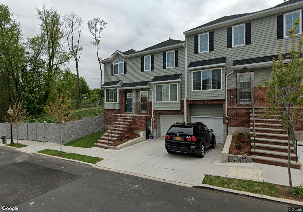59 Burgundy Loop, Staten Island, NY 10304 - photo 1