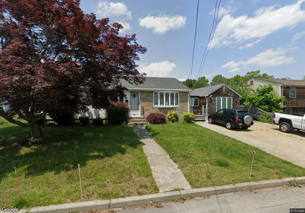 136 Broadmoor Rd, Cranston, RI 02910 - photo 1