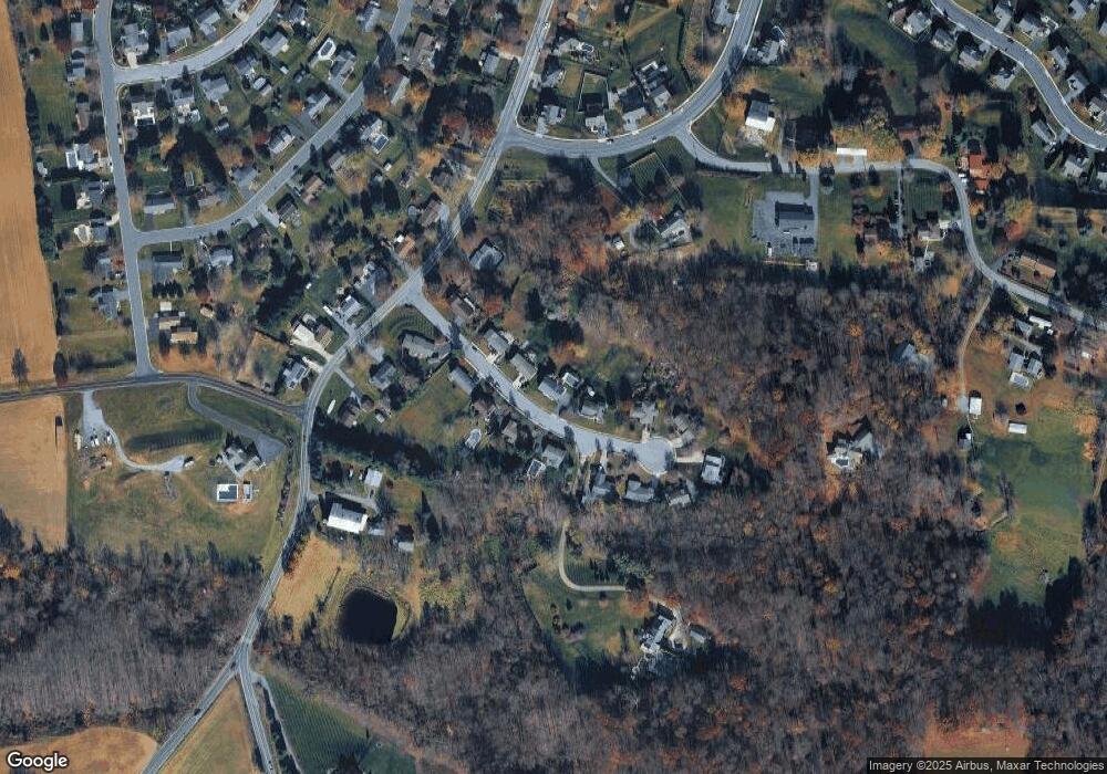 14 Essex Dr, Palmyra, PA 17078 - photo 1