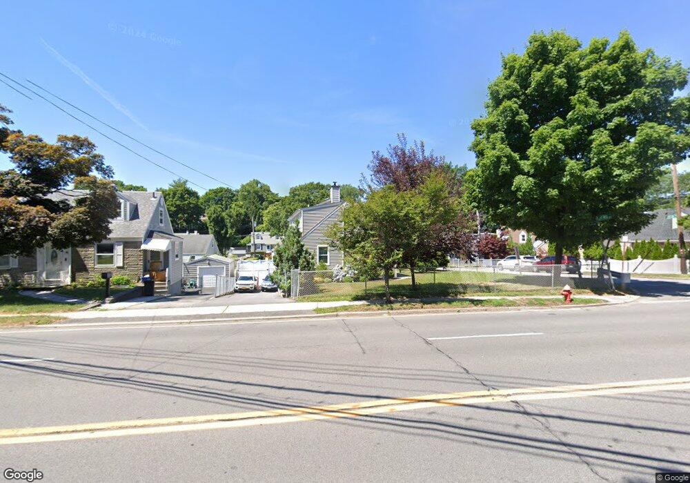 107 Fort Hill Ave, Yonkers, NY 10710 - photo 1