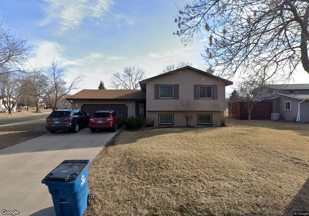 9895 Union Terrace Ln N, Maple Grove, MN 55369 - photo 1