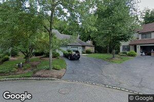 70 Stonegate Dr, Roseland, NJ 07068