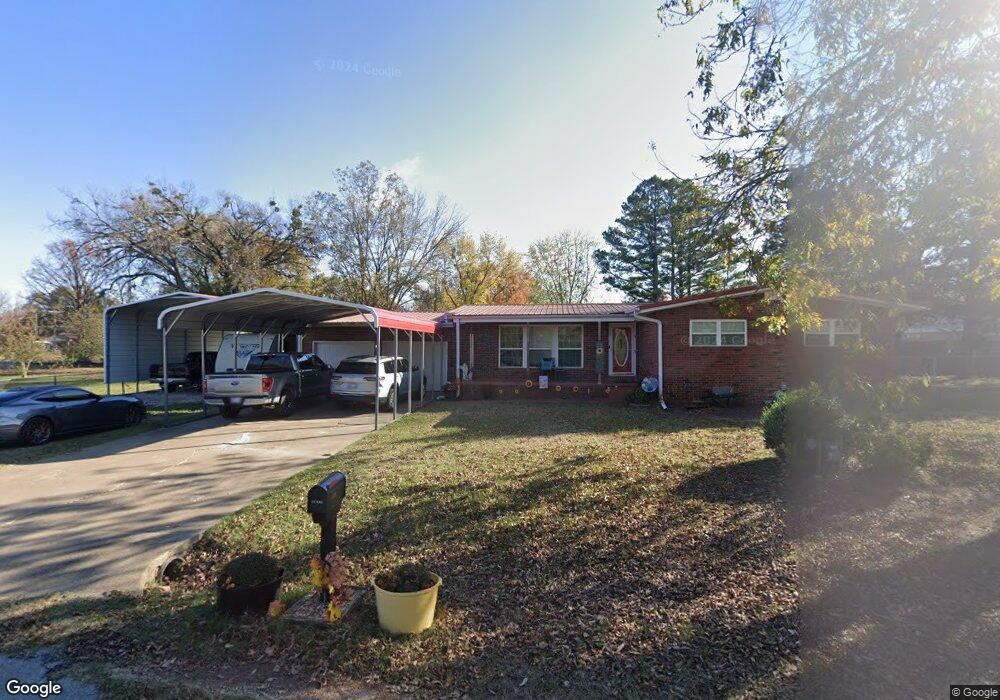 1108 N 6th St, Henryetta, OK 74437 - photo 1