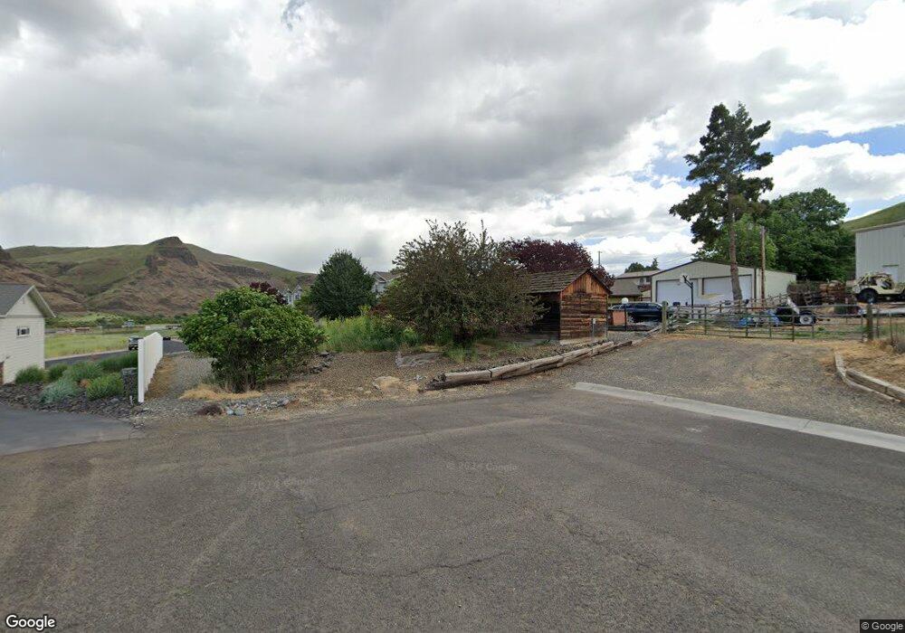 208 Roosevelt St, Asotin, WA 99402 - photo 1