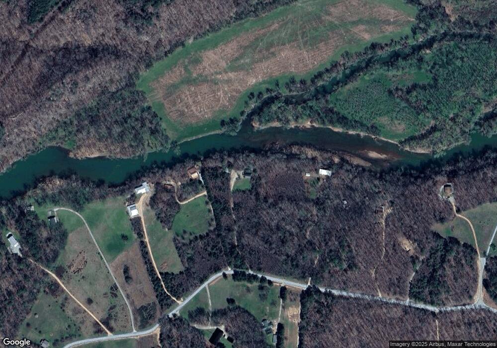 944 Whitaker Bend Rd, Linden, TN 37096 - photo 1