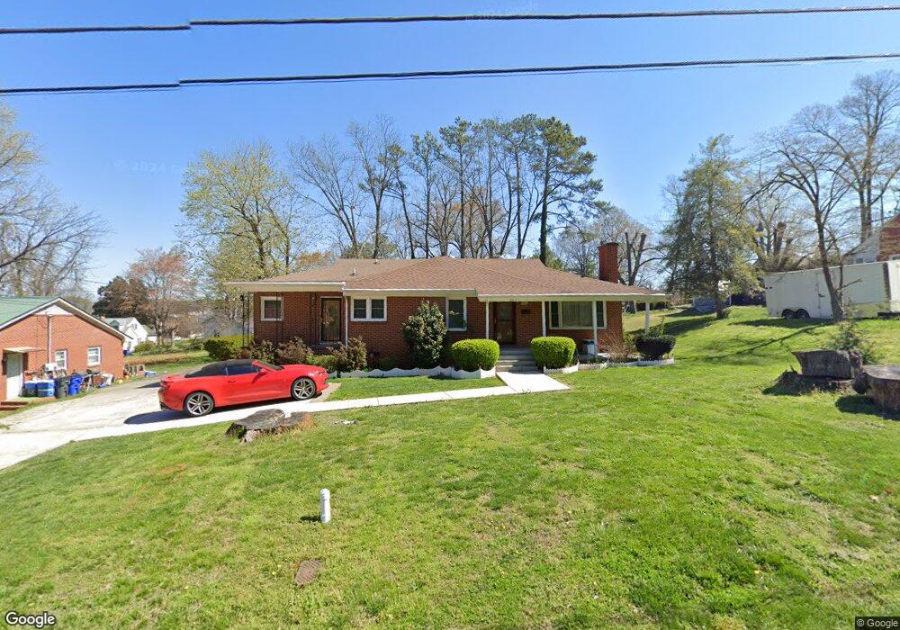 201 S Evergreen Ave, Siler City, NC 27344 - photo 1