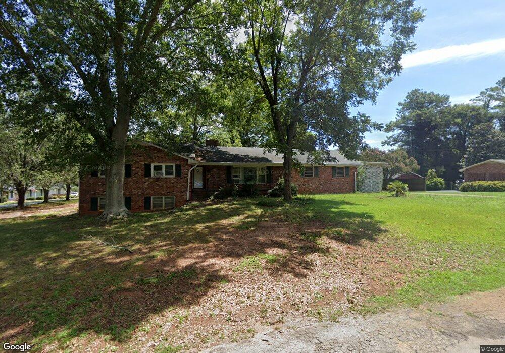 910 Hopkins Ave, Pendleton, SC 29670 - photo 1