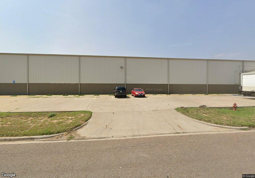 310 Weathers Dr, Laredo, TX 78045 - photo 1