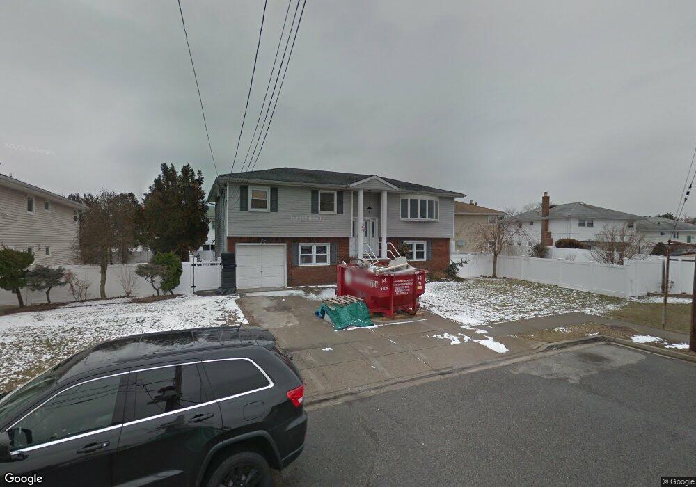 124 Sunset Ave, Island Park, NY 11558 - photo 1