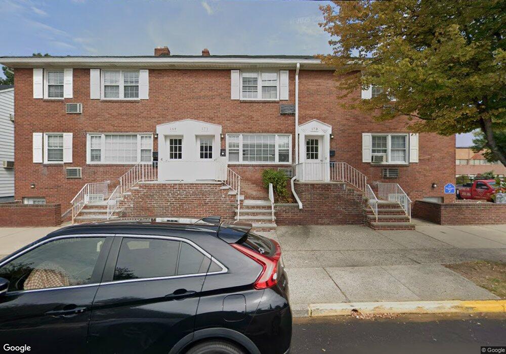 169-173 Wash Pl 277-285 Blvd, Hasbrouck Heights, NJ 07604 - photo 1