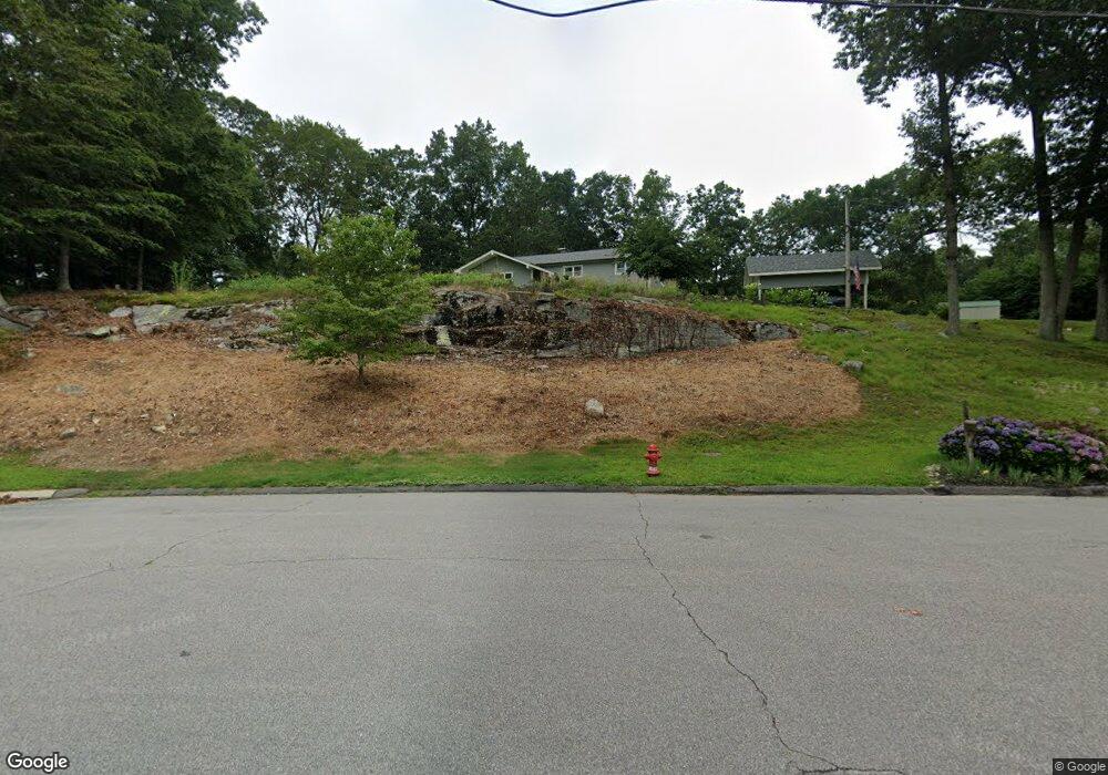 10 Grandview Ct, Norwich, CT 06360 - photo 1