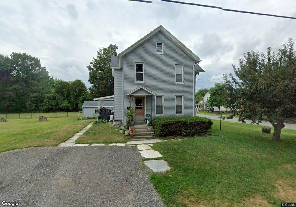 93 Meadow St, Rutland, VT 05701 - photo 1