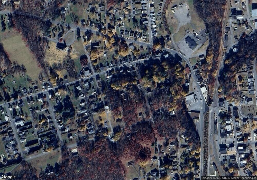 220 Monroe Ct, Weatherly, PA 18255 - photo 1