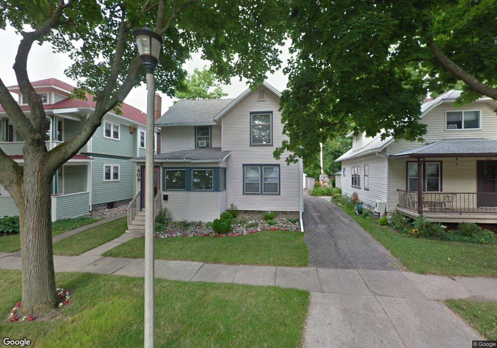 609 Bartlett St, Lansing, MI 48915 - photo 1
