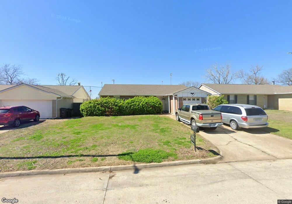 221 N English St, Moore, OK 73160 - photo 1