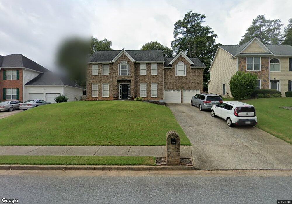 10755 Pinewalk Forest Cir, Alpharetta, GA 30022 - photo 1