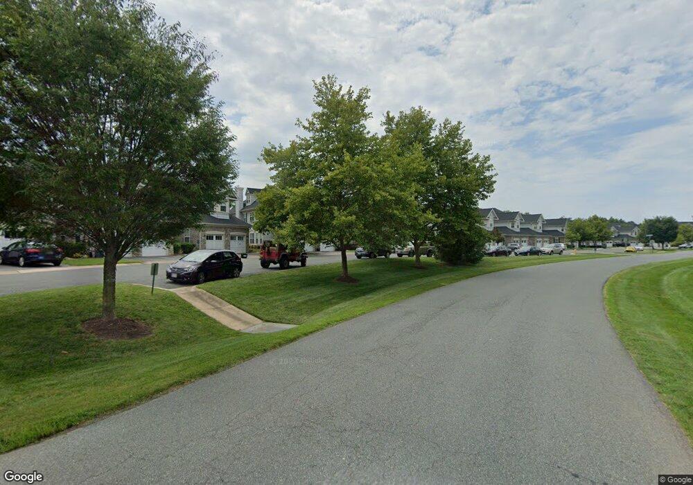 719 Chevington Ct, Woodbridge, VA 22191 - photo 1