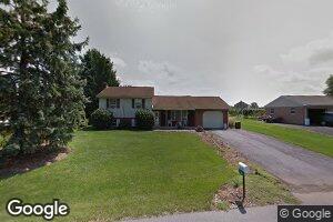 15 Elser Dr, Ephrata, PA 17522