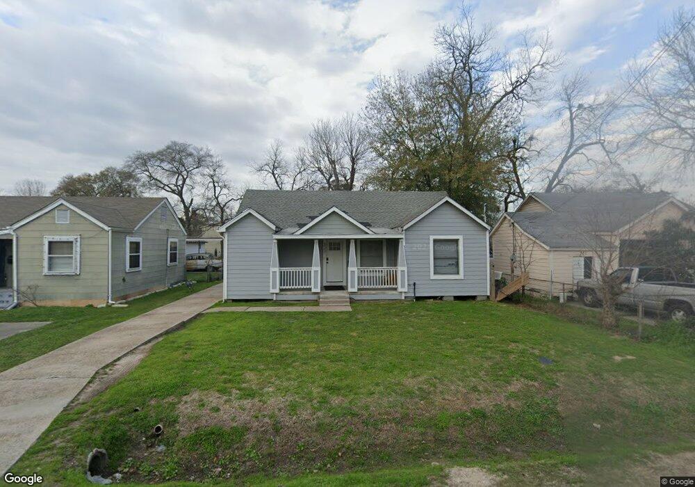 327 Dorchester St, Houston, TX 77022 - photo 1