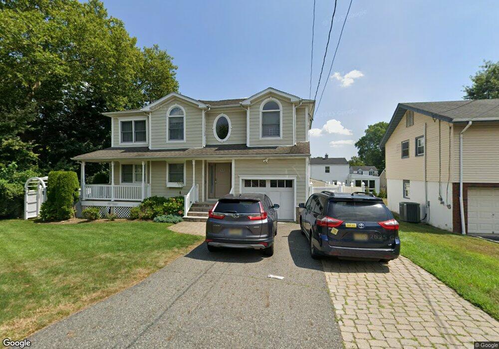 11 Trinity Ct, Bergenfield, NJ 07621 - photo 1