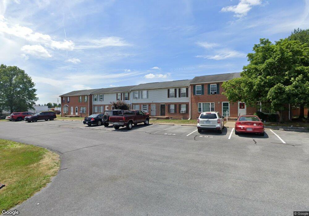 505 Buckingham Dr, Stephens City, VA 22655 - photo 1