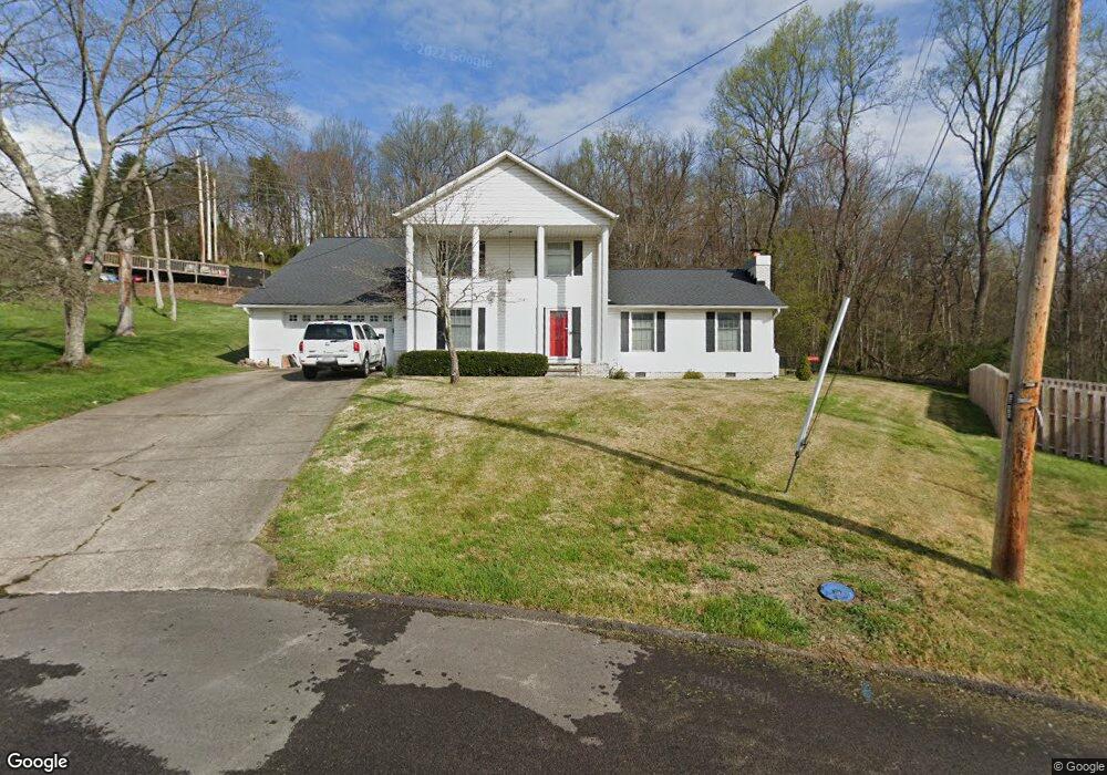 252 Pine Cir, Dunbar, WV 25064 - photo 1