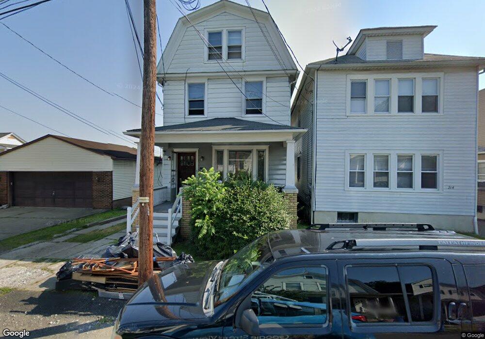 212 Taft St, Hanover Township, PA 18706 - photo 1