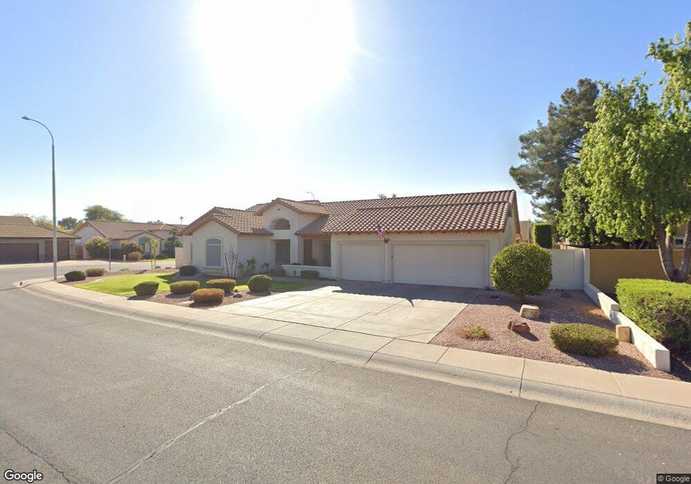 872 N Oxford Ln, Chandler, AZ 85225 - photo 1