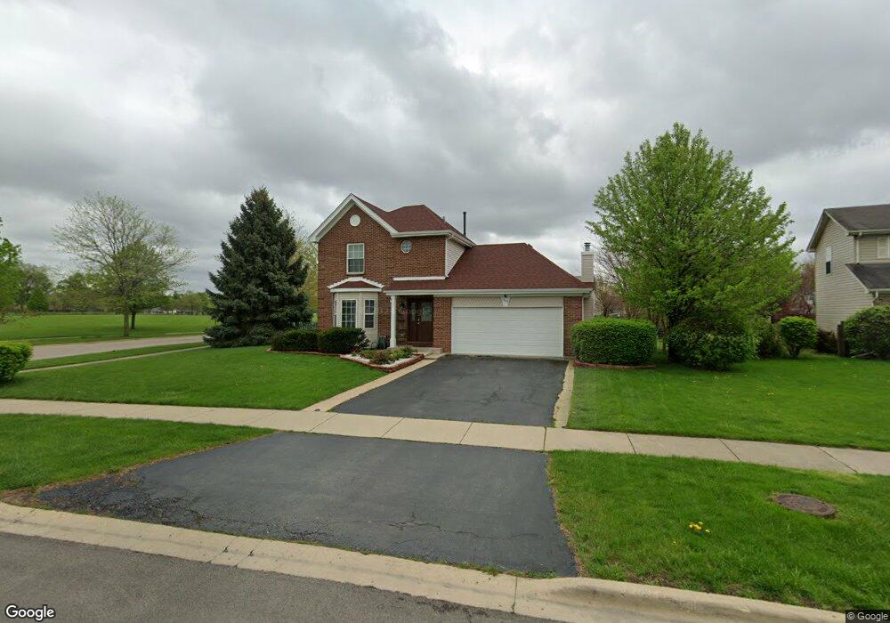 1147 Golden Oaks Pkwy, Aurora, IL 60506 - photo 1