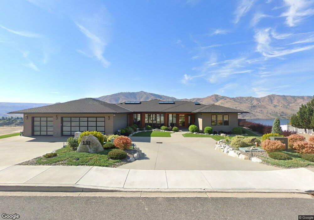 131 Crest Dr, Chelan, WA 98816 - photo 1